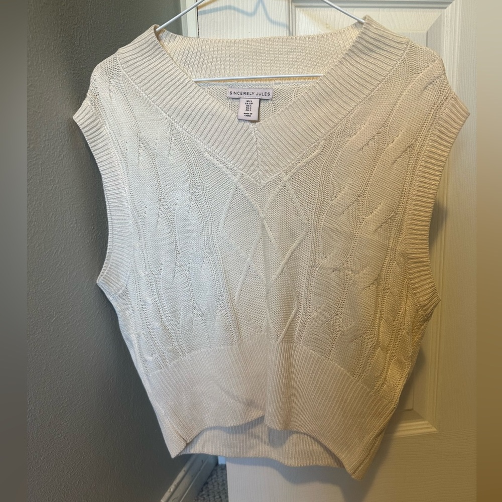 Sweater Vest